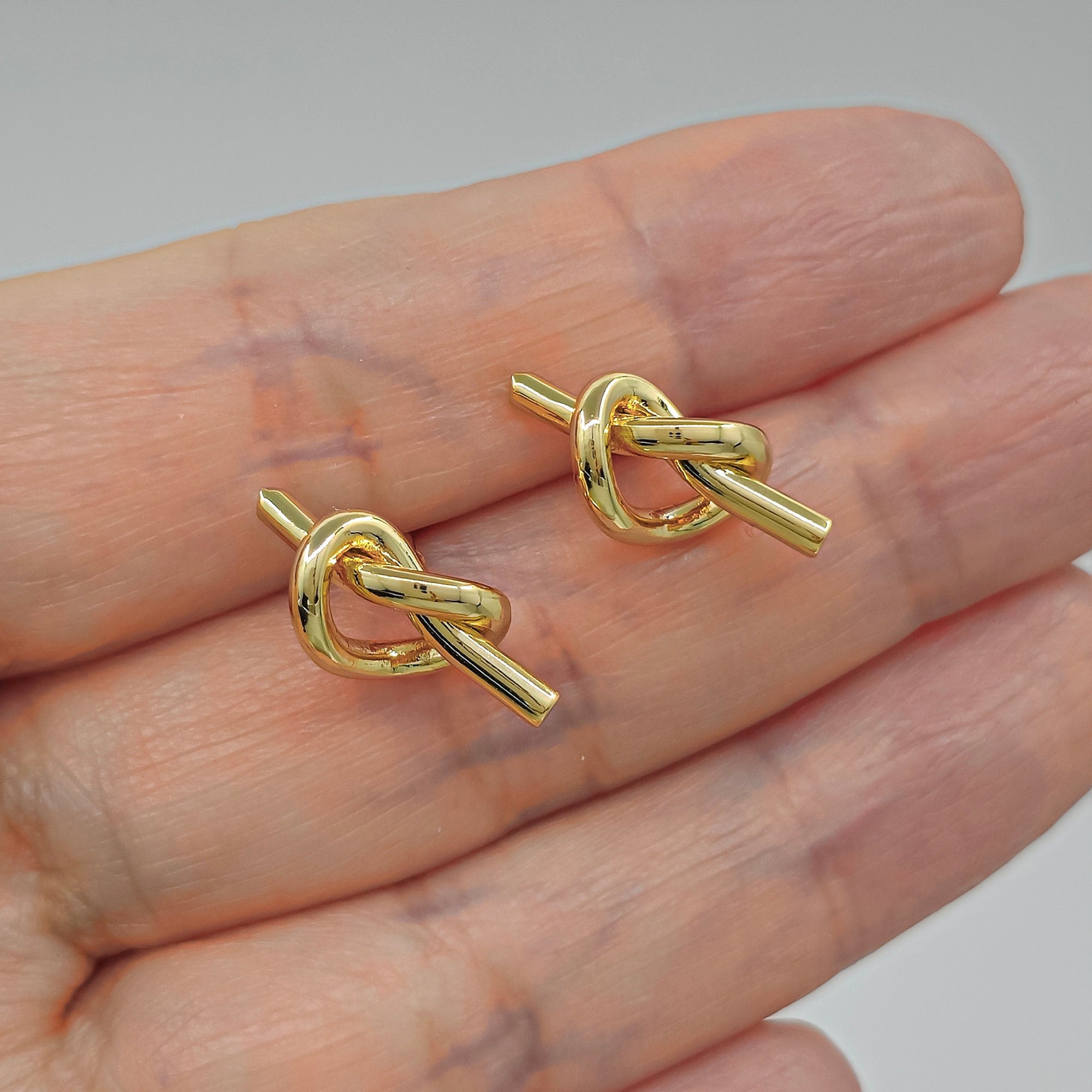 18K Gold Love Knot Stud Earrings